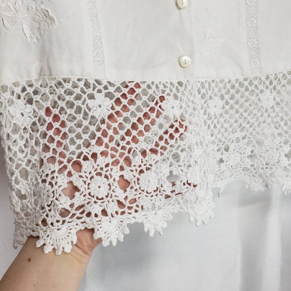 SUSAN BRISTOL Crochet Trimmed Embroidered Tank Vest 10 White Floral Dainty Boho - Picture 3 of 9